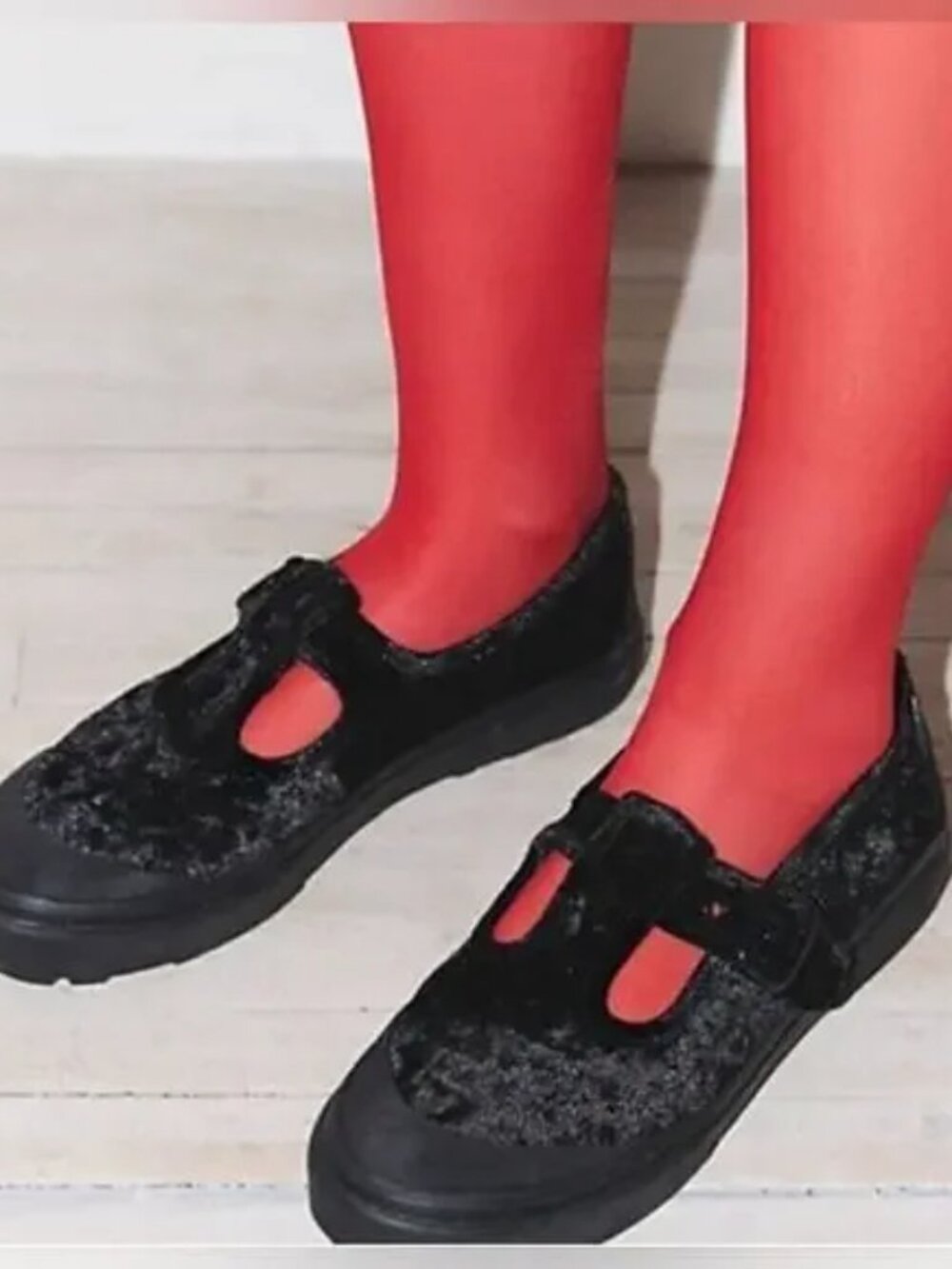 New in Box Vans Style 93 Crushed Velvet 'Black' T Strap Mary Jane W 8.5 - Picture 12 of 12